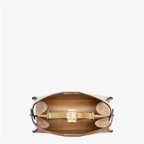 borsa fendi coccodrillo epoca|Borse Fendi in Coccodrillo Beige .